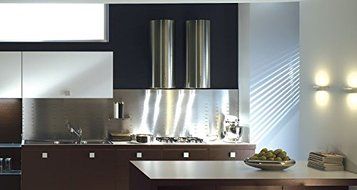 Faber CYLN15SS 15" 600 CFM Cylindra Wall Mount Rang Hood, Stainless Steel N3