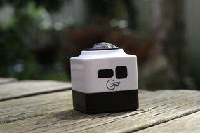 Tsapnin ZSJE0050 - 360 degree action camera, WiFi enabled - record 360 virtual reality videos N5