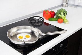Jumbl&trade; Silicone Egg Mold Ring &amp; Egg Yolk Separator - Egg Molds Available in Exciting Novelty Shapes Such as Owl... N2