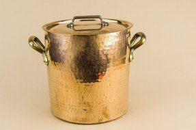 Large Imposing Hammered PAN Service Antique Dinner Copper Arts Crafts Dish Serving English Circa 1910 LS N5