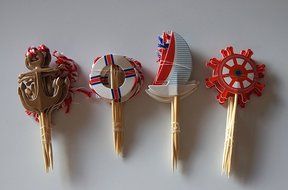 24 Nautical Cupcake Toppers - Red Fox Tail &trade; N3