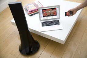 Parrot Design Zikmu Wireless Hi-Fi Speakers by Philippe Starck (Arctic White) N5