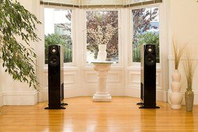 NHT Classic Four Floor Standing Tower Speaker-Left (Piano-Gloss Black, Single) N2