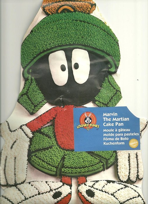 Wilton Marvin The Martian Cake Pan