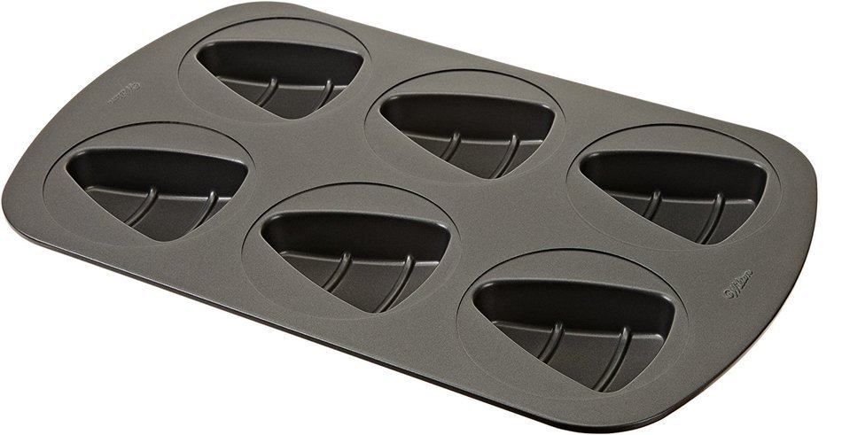 Wilton 6-Cavity Nonstick Heart Mini Cake Pan N2