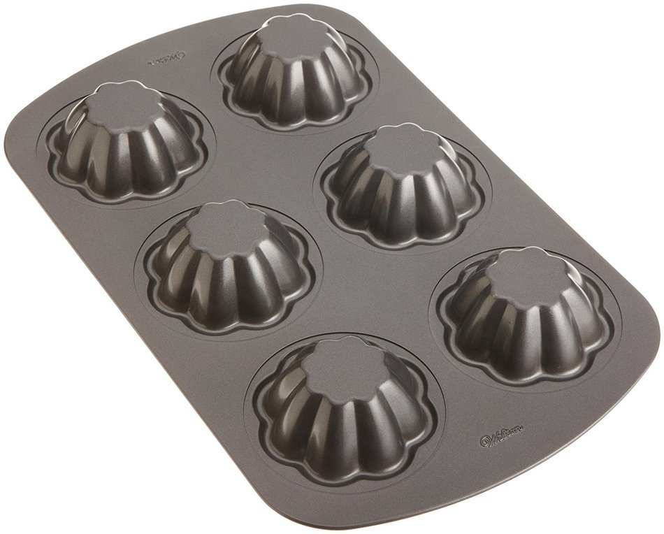 Wilton 6-Cavity Nonstick Heart Mini Cake Pan N4