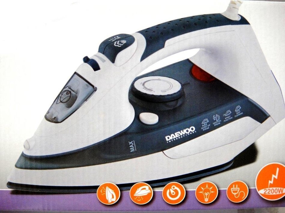 Daewoo DSI-9245 2200-watt Dry/Steam Iron, 220V N6