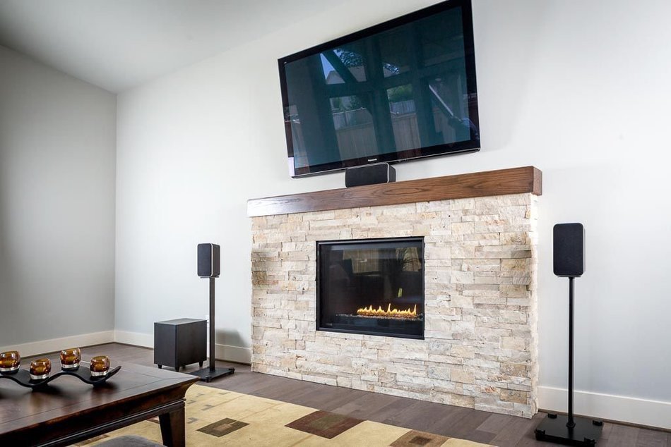 Axiim Wireless Subwoofer