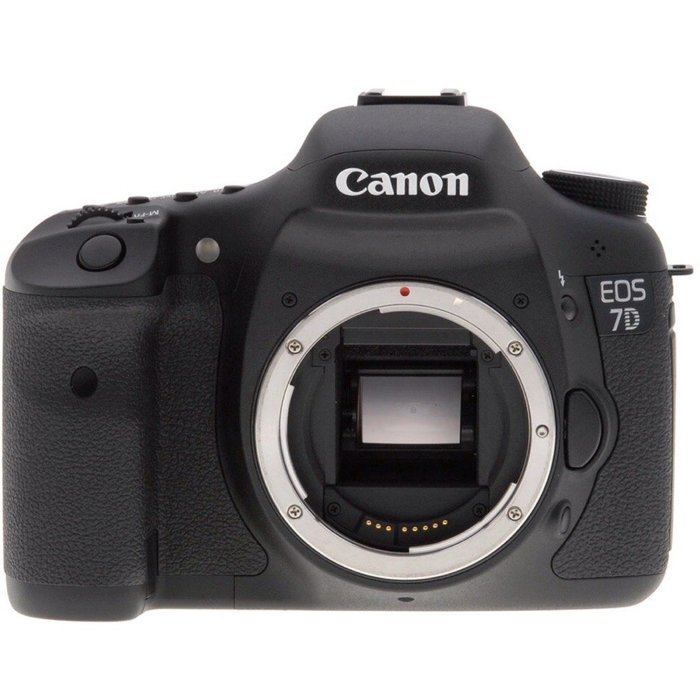 Canon 7D DSLR Camera + 18-55mm f/3.5-5.6 IS STM Lens + All Original Accessories Included - International Version N2