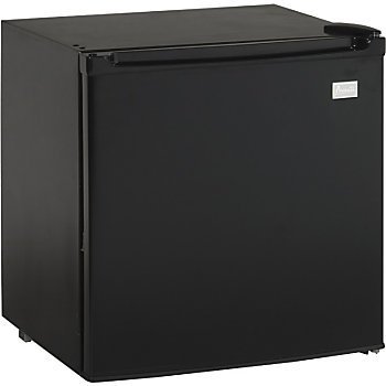 AVANTI RM171BF 1.7CF Compact Refrig Black OB Avanti Model RM171BF 1.7 CF Refrigerator Black by Office Depot