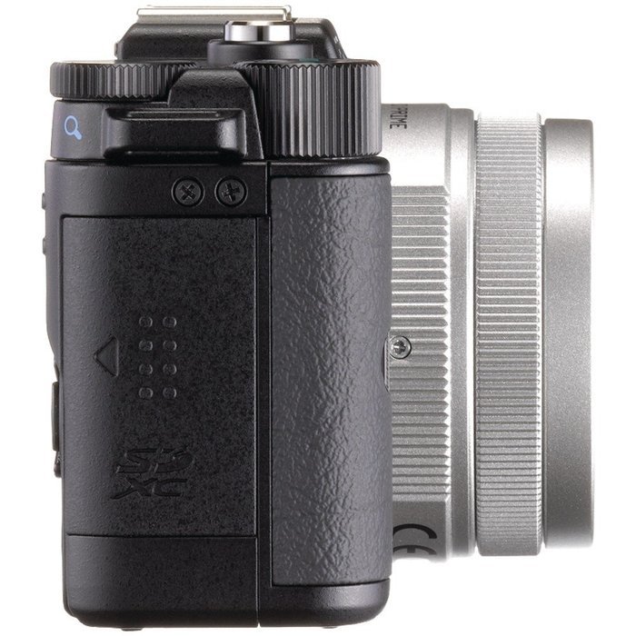 Pentax Q 12.4 MP CMOS Sensor Kit with 8.5mm 1.9 AL [IF] Prime Lens(Black) N6