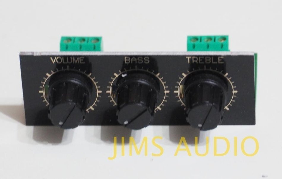 Low noise low distortion passive stereo tone control assembled
