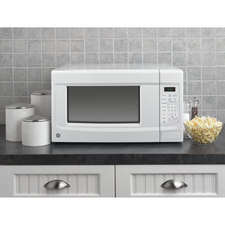 GE 1.4 cu ft Countertop Microwave Oven /Model: JES1460DSBB / Color: White N3