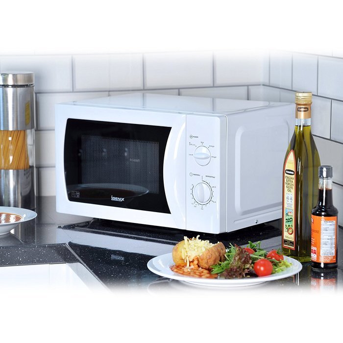 Igenix 20 Litre White Manual Microwave