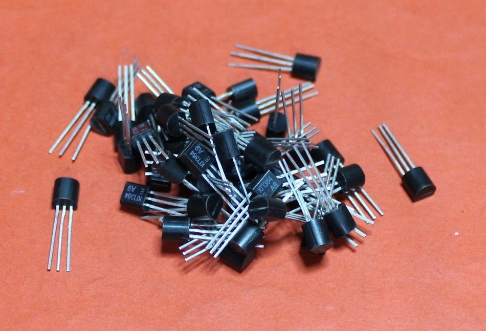 Transistors silicon KP364E USSR 25 pcs