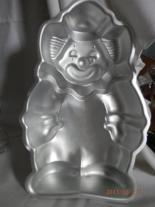 Retired Wilton Circus Clown Cake Pan, 2105-9401, Rare Clown Cake Pan