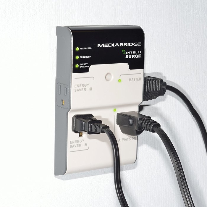 Mediabridge 4-Outlet Surge Protector - Energy Saving IntelliSurge - (Part# IS4-121 ) N2