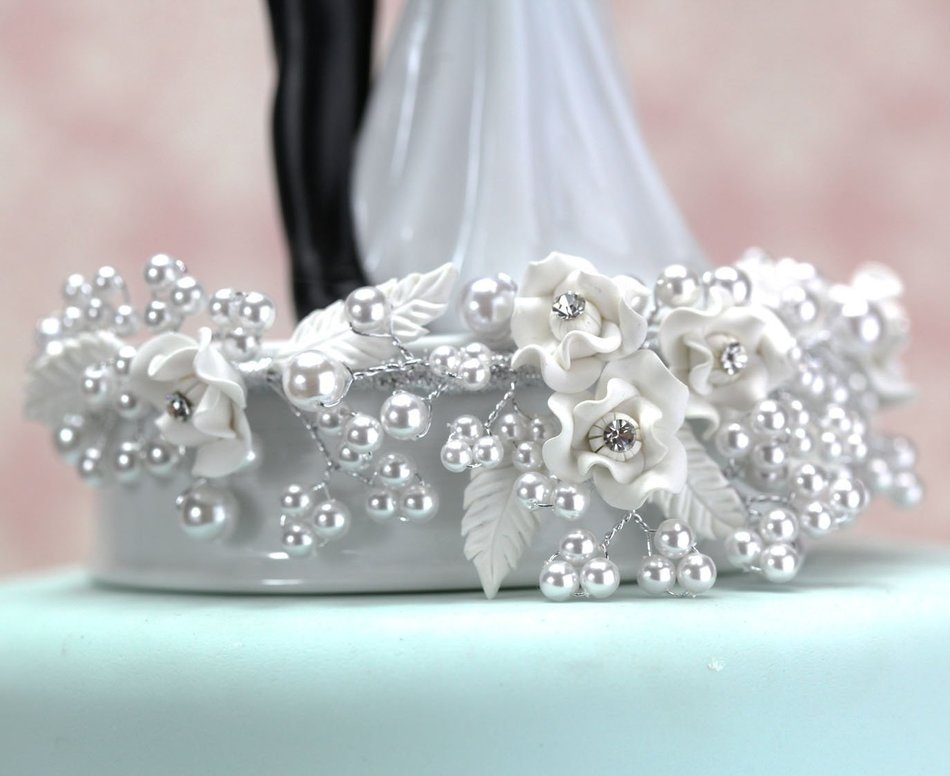Vintage Rose Pearl and Heart Wedding Cake Topper: Base Color: GOLD WIRING