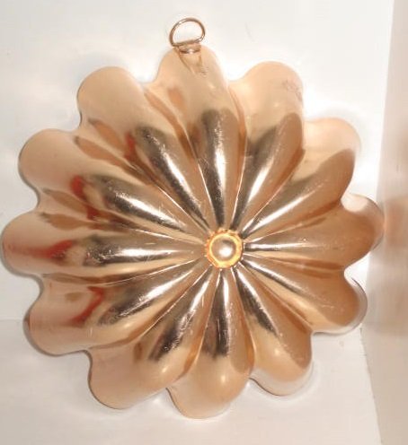 Copper Jello Mold - Round with Scalloped Edge 3.5 Cups