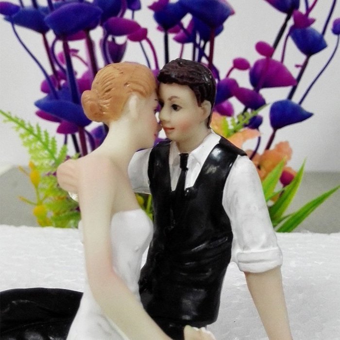 GSPORT Wedding Cake Toppers Bride and Groom Resin Dolls Wedding Decoration 20 pieces Design (K) N78
