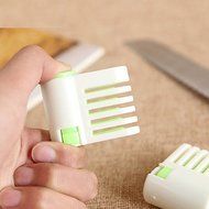Sher 2Pcs Adjustable Toast Bread Slicer Cake Shard Layered Auxiliary Divider N2