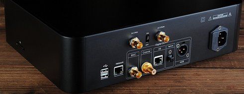 Soundaware D100Pro Deluxe 32bit 192 Khz, DSD/PCM Digital Streaming Audio Transport System