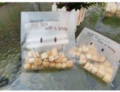 Efivs Arts 200pcs Cute Smile Face Self Adhesive Cookie Bakery Candy Biscuit OPP Plastic Bags for Bakery Party... N4