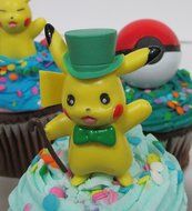 POKEMON GO 14 Piece Birthday CUPCAKE Topper Featuring Random Pokemon Figures, Poke Balls, and More N7