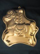 Wilton Horse Carousel Cake Pan -- 1990 -- Great for Happy Birthday Cake