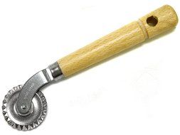 Italian Offset Fluted Pasta Noodle Cutter