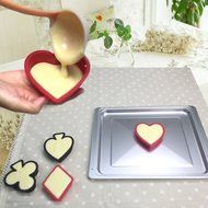 Cupcake Mold,Silicone Bakeware Set,Silivo 4 Pack Baking Set Poker Shaped 3.15"*4.15"*1" Deep Non-stick Silicone... N5