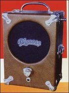 Amplifiers- Battery Powered/ 5 Watts