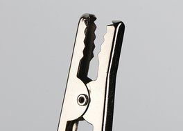 Dice Crocodile Clip (Red) N14