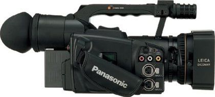 Panasonic Pro AG-DVX100BP(S) 3-CCD MiniDV Proline Camcorder with 10x Optical Zoom (Discontinued by Manufacturer)