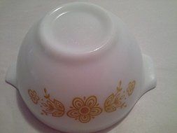 Vintage Pyrex Butterfly Gold cinderella mixing bowl 1.5 Pint