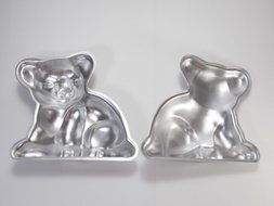 Wilton 3D Lovable Animal Cake Pan (Lion, Tiger, Simba, Puppy, Kitten) (502-135, 1974) N3