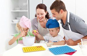 Silicone Gummy Bear Mold VALUE PACK Kit + Bonus Bear Container &amp; Dropper - BPA Free 3-Pack Molds 150 Gummies At... N2