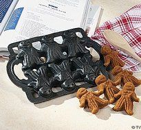 GINGERBREAD MAN Cast Iron CHRISTMAS MUFFIN PAN