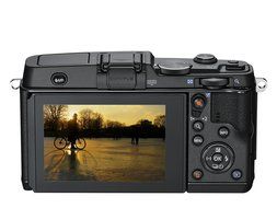 Olympus E-P5 Black + EZ-M1442 II R Kit, V204051BE000 - International Version (No Warranty)
