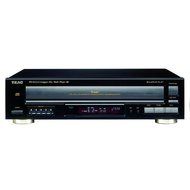 TEAC PD-D2610 MKII 5-Disc CD Changer With Remote and SpinClean Disc Cleaner