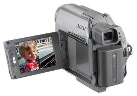 Sony DCRHC40 MiniDV Digital Handycam Camcorder w/10x Optical Zoom (Discontinued by Manufacturer) N2