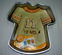 Wilton Tshirt Cake Pan 2105-2347