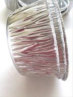 100 Aluminum Foil Muffin Cupcake Ramekin 4oz Cups with Lids Disposable