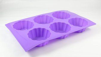Bakerpan Silicone Muffin Pan, Cupcake Tray, Baking Pan, Flower Shape Mold, 6 Cups