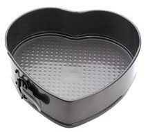 Wilton Nonstick Heart-Shaped Springform Pan