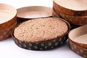 Round Tart /Quiche Pans,your imagination has no limit in a round mold Use It For Your Chocolate Cakes Or Jelly... N3