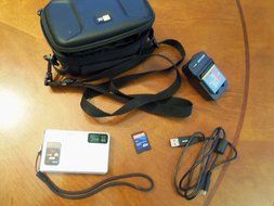 Kodak EasyShare M590 14MP 5x Optical/5x Digital Zoom HD Camera (Silver) - One Touch Sharing!