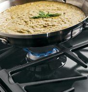 GE JGS650SEFSS 30" Stainless Steel Gas Slide-In Sealed Burner Range