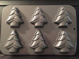 Mini Christmas Tree 6 Cavity Nonstick Cake Treats Pan