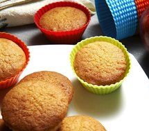 Chefaith 48-Pcs Reusable Silicone Baking Cups, Cupcake Liners, Muffin Cups [48 Round Cups with 4 Rainbow Colors... N7